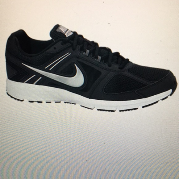 Nike Shoes - Nike Air Relentless 3 NWOT size 9 Running